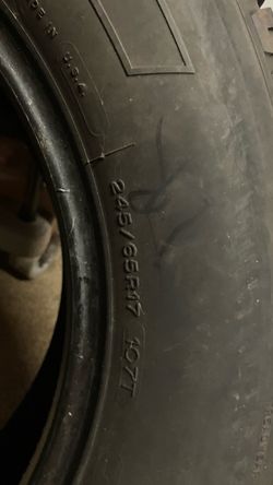 4 tires Uniroyal Laredo 245/65/17