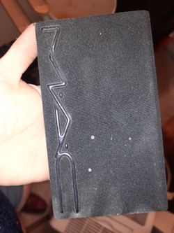 Mac eyeshadow pallet