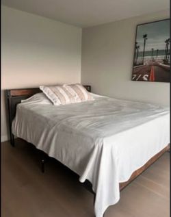 California King Frame + Matress