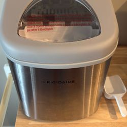 Frigidaire Ice Maker