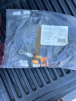 NEW Crown Forklift Power Cables – 084570-247 –