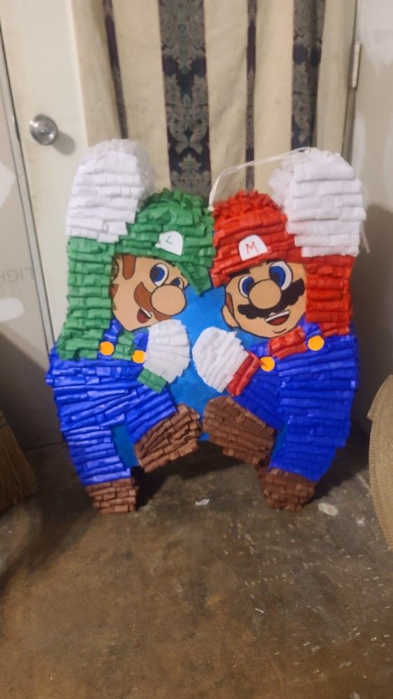 Pinatas Mario