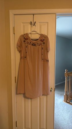 Floral Embroidered Short Sleeve Dress