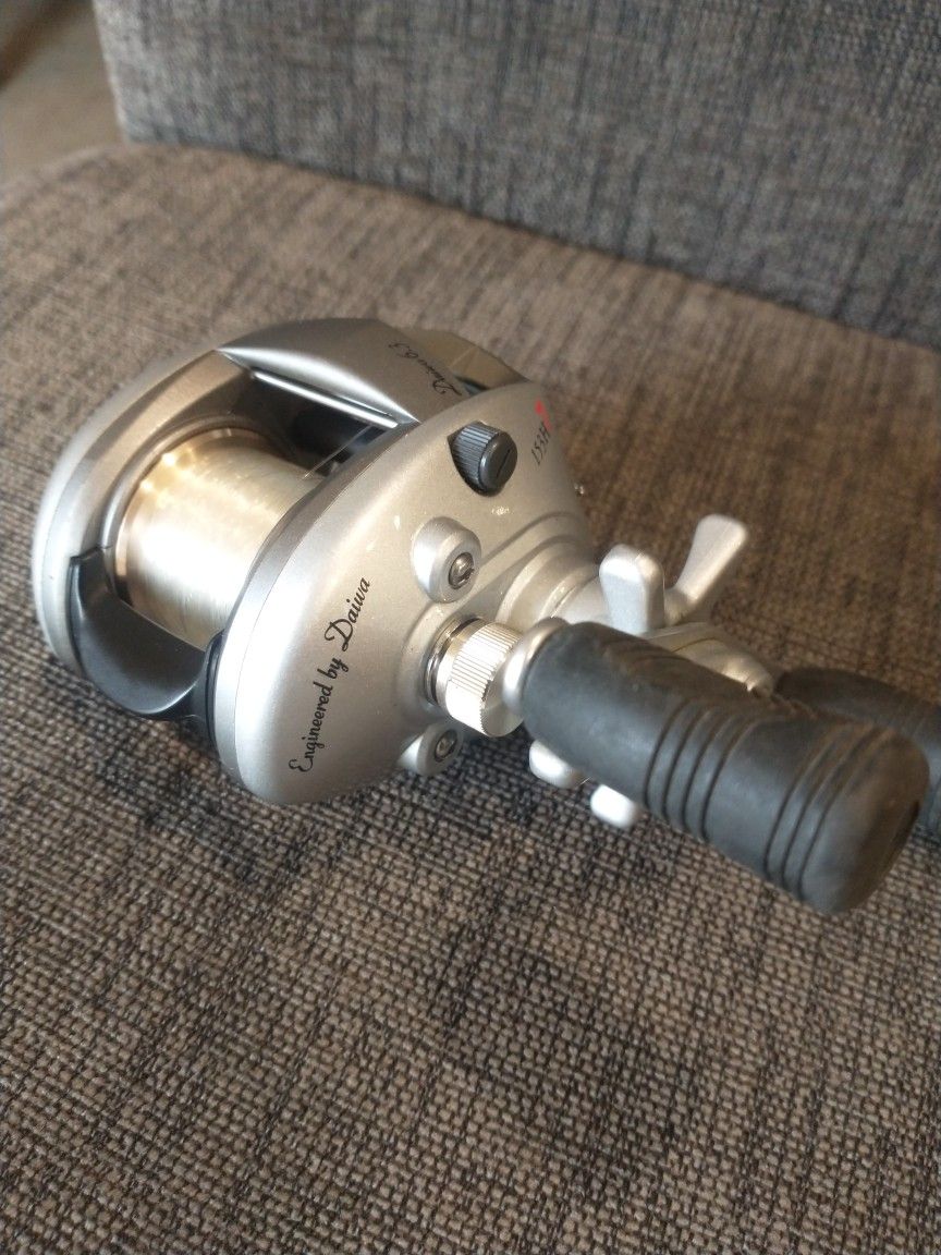 Bass Fishing Reel - Baitcast