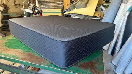 Queen Memory foam Mattress