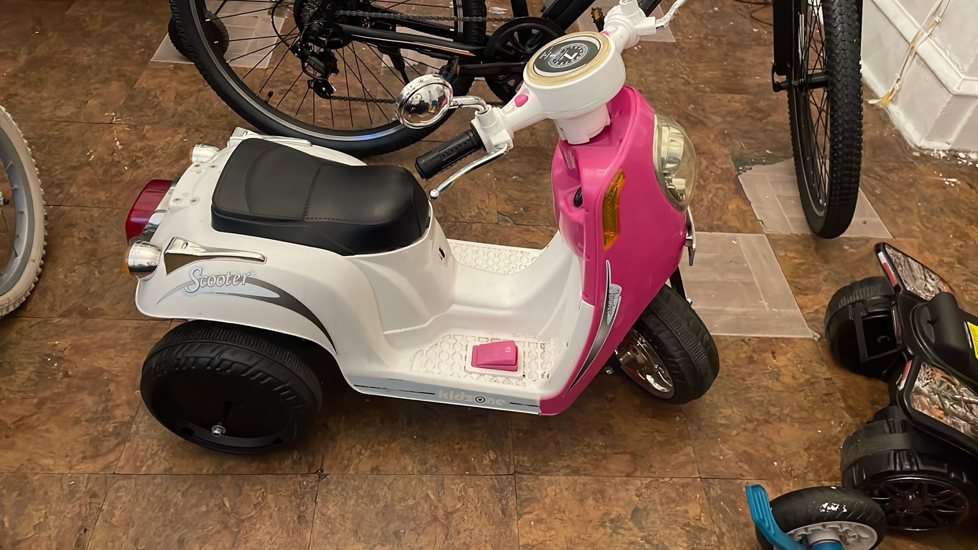 Kid Motor Scooter