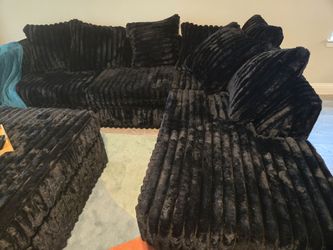 Black Sectional Sofa & Ottoman