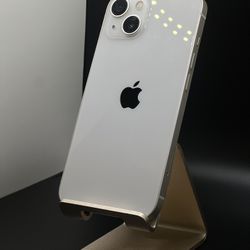 Apple iPhone 13 Starlight White