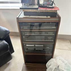 Sanyo Stereo System W Record Player