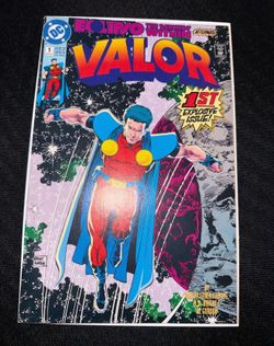 Valor #1 VG DC comics bag + board