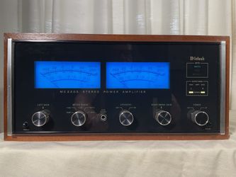 McIntosh MC 2205 AMP C27 preamp