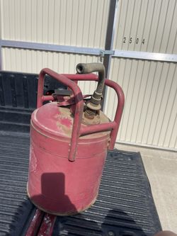 Protectoseal vintage gas can $60