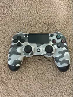 PS4 controller