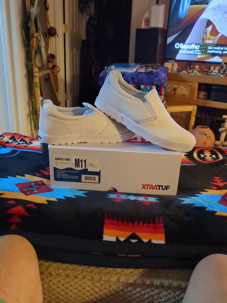 XTRATUF SNEAKERS