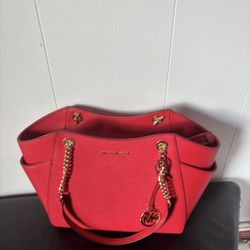 Michael Kors Women's Jet Set Large Logo Tote Bag Zip Shoulder Bag Leather Red.