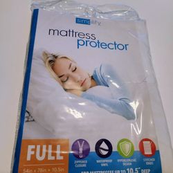 FULL Size Mattress Protector- Brand New