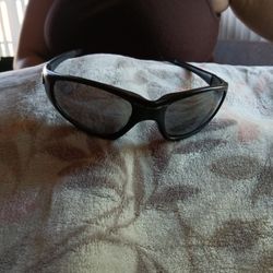 Oakley sunglasses Blk