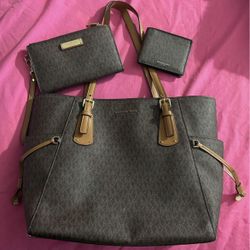 MK Purse/wallet Set All For $100