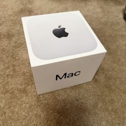 M4 Mac Mini With Hub