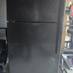 General Electric  Refrigerator 