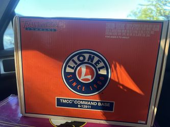 Lionel Command Base Set