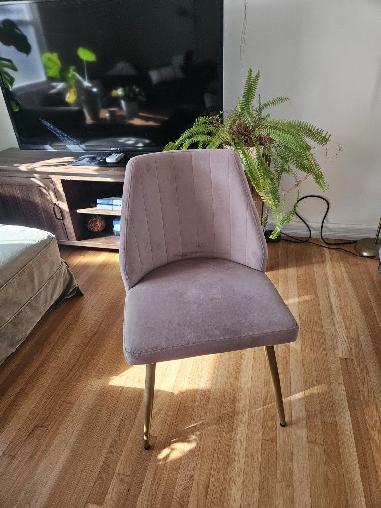 Pink Velvet Chair