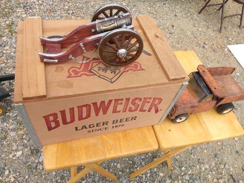 Wooden Cannon Replica or Vintage Budweiser Wooden Box.