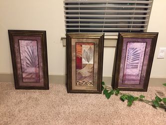 Gorgeous X3 frames plastic gold 28”X16”
