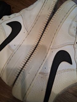 Nikes size 7 eggs size 4 cowboys size 2