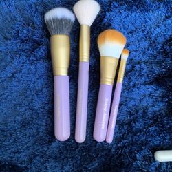 Makeup Addiction Brushes