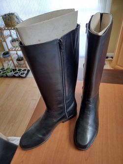 Black Leather Boots 9.5M