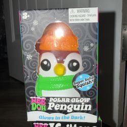 Polar Glow Penguin Needoh