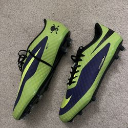 Nike Mercurial Hypervenom 
