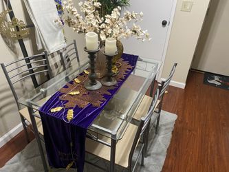 Dining Table Set for 4 – Great Condition – Must Go Soon