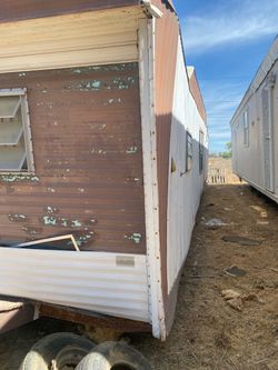 Older single wide trailer needs tlc