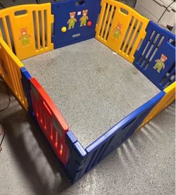 $30 firm !  Kidzone Interactive Baby Playpen 8 Panel Safety Gate , Multicolor