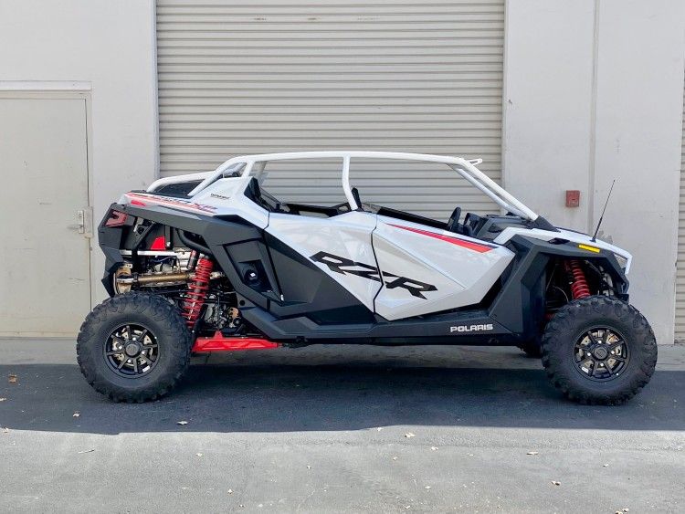 RZR Pro XP4 Roll Cage