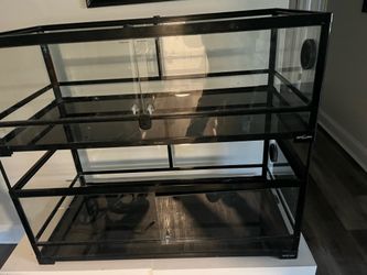 Reptile tank