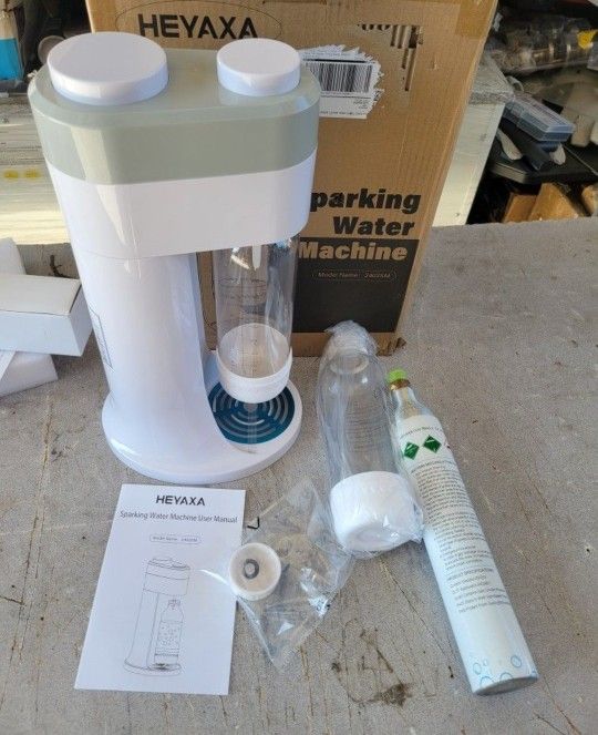 New HEYAXA Store
Sparkling Water Maker, Soda Maker Machine for Quickly Creating Refreshing Soda, Includes 2x BPA Free 1L Bottle And 1 Co2 Bottle!