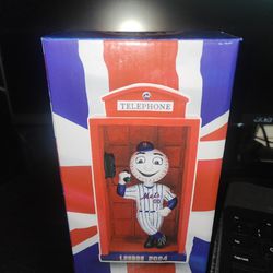 Mr. Mets London 2024 Phone Booth