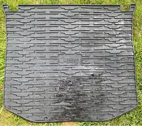 Jeep Grand Cherokee all-weather mats