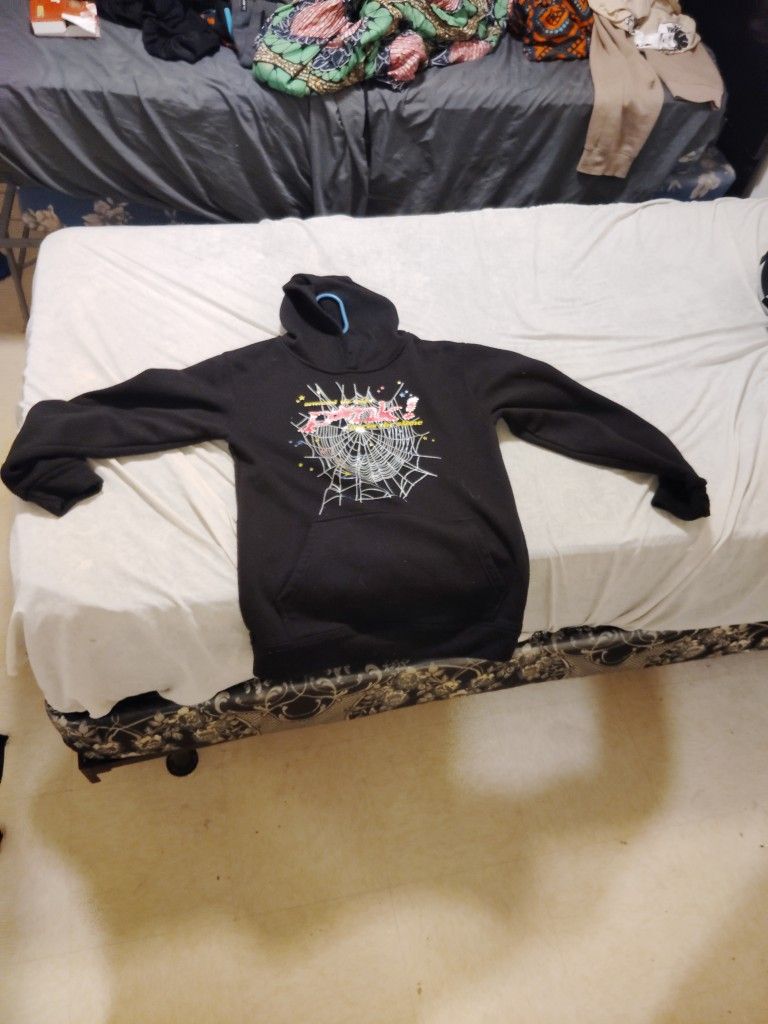 spider hoodie (black and pink)