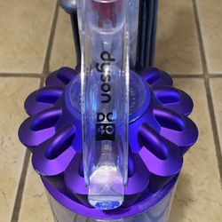 Dyson Vacuum DC40