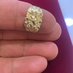 10 Y GOLD SOLID NUGGET RING 7.5 Size