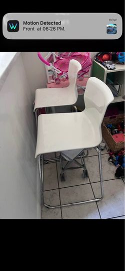 2 bar chairs