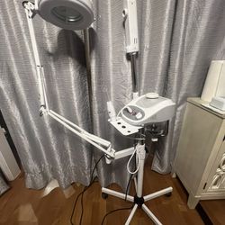 Facial Steamer With Magnifying Lamp And High Frequency Machine 