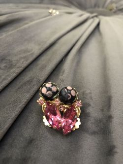 Pink /black clip on earrings