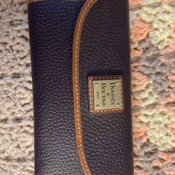 Dooney And Burke Pebble Wallet 