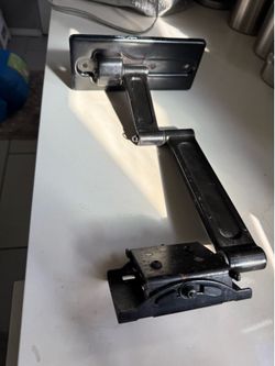 TV mount