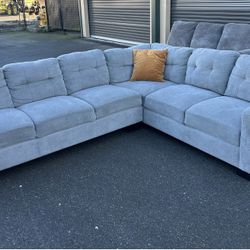 Sectional Couch 